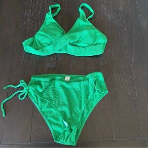 Women’s Kelly Green Two‎ Piece Bikini Textured Tie Back Size Large NWOT